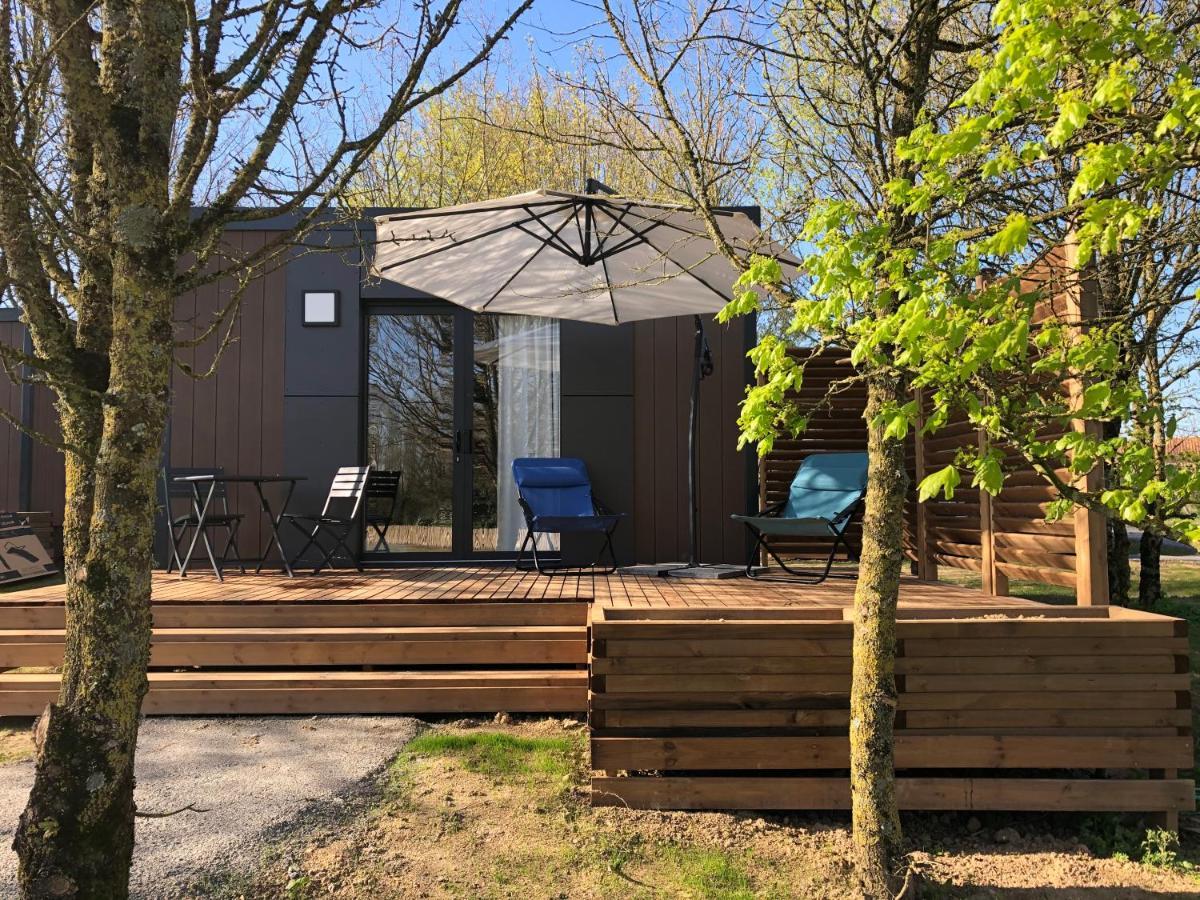 Cottage Du Garlai Бресюир Экстерьер фото