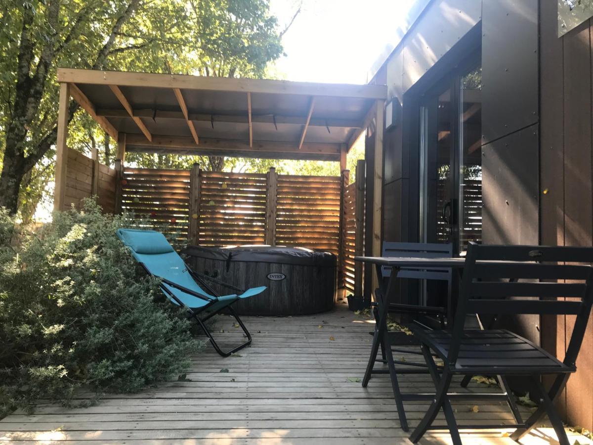 Cottage Du Garlai Бресюир Экстерьер фото